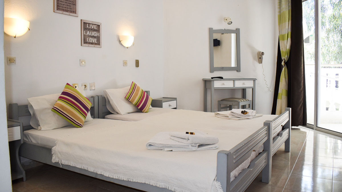 White Palace Studios - NR